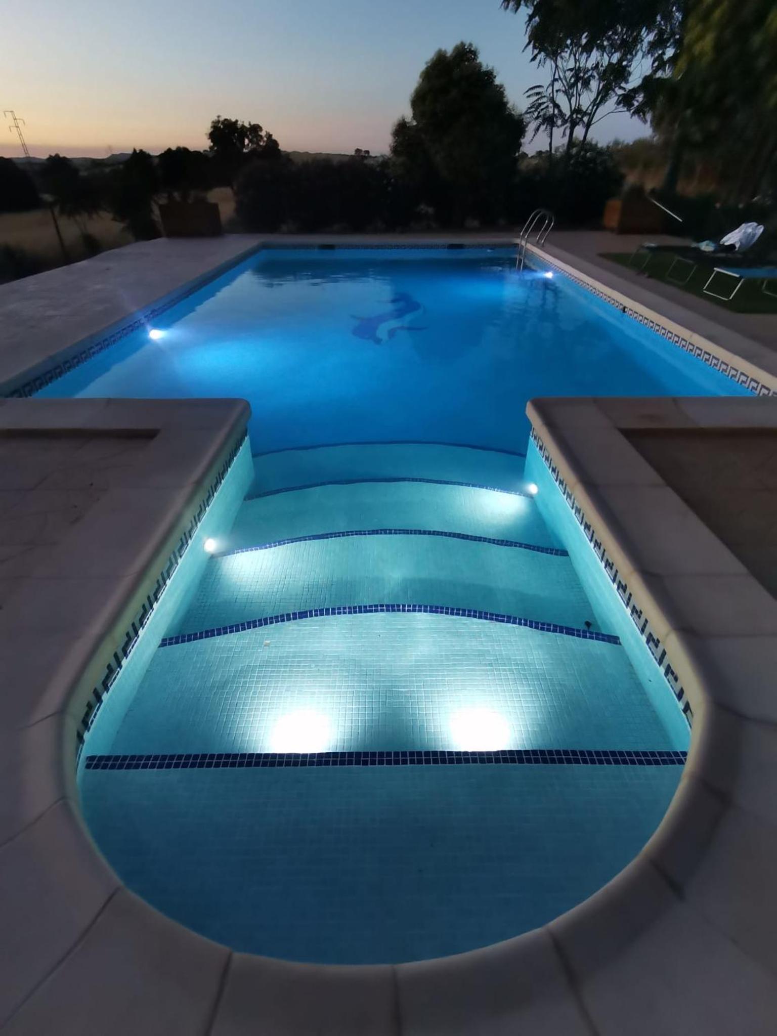 THE FERNANDEZs HOUSE