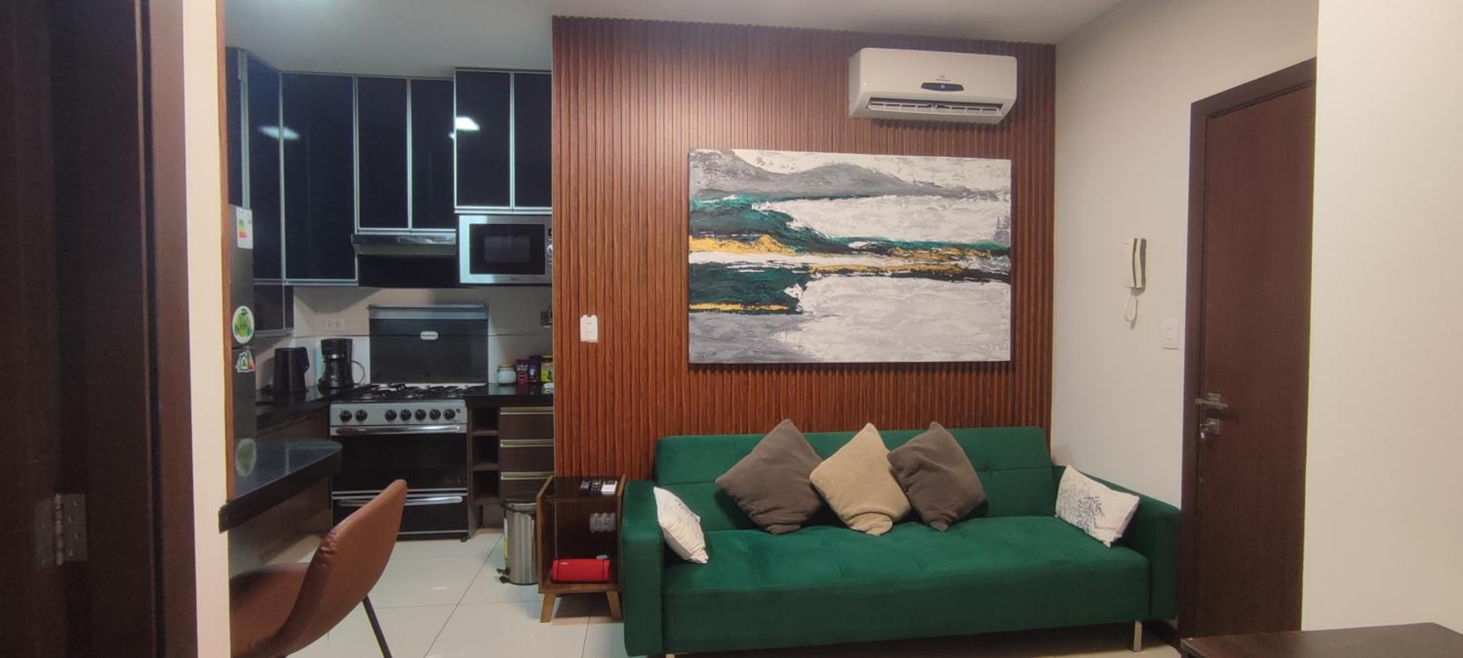 Nuevo Apartamento de 1 dormitorio, cerca de Equipetrol amoblado con Internet y Parqueo bajo techo