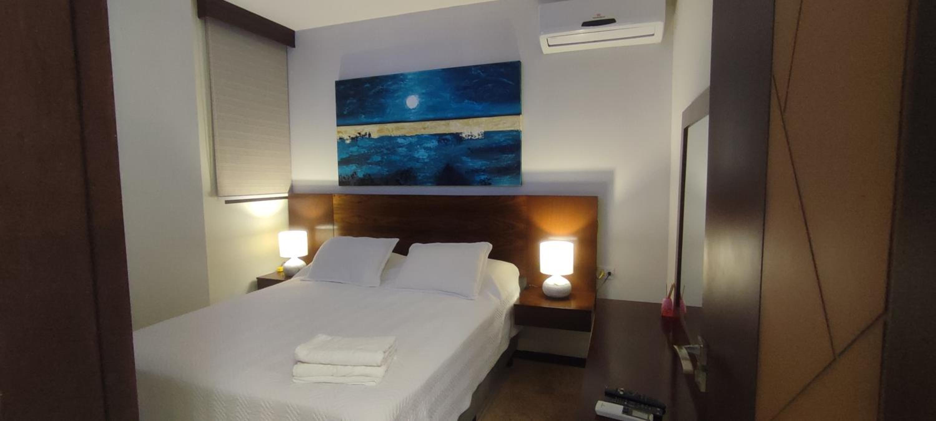 Nuevo Apartamento de 1 dormitorio, cerca de Equipetrol amoblado con Internet y Parqueo bajo techo