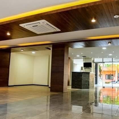 Nuevo Apartamento de 1 dormitorio, cerca de Equipetrol amoblado con Internet y Parqueo bajo techo