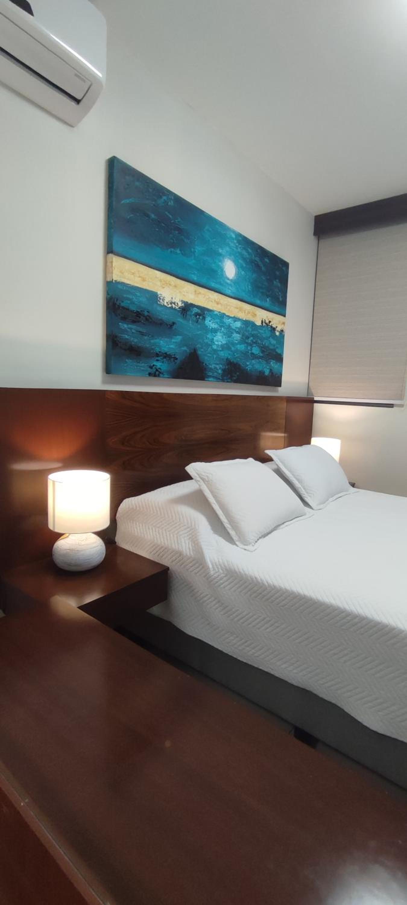 Nuevo Apartamento de 1 dormitorio, cerca de Equipetrol amoblado con Internet y Parqueo bajo techo