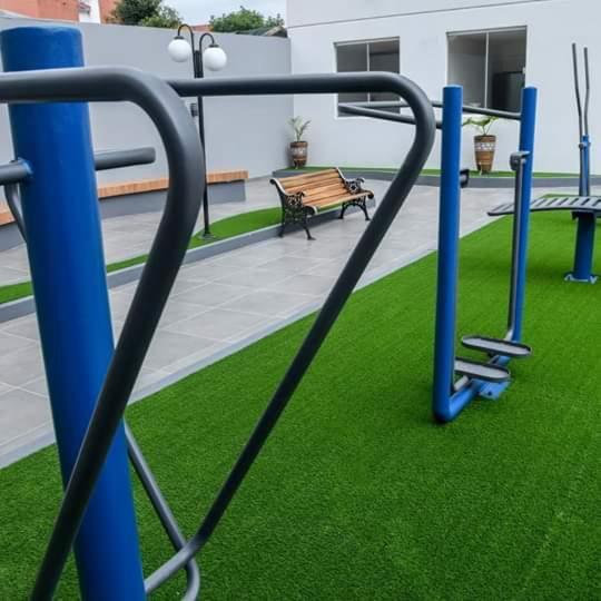 Nuevo Apartamento de 1 dormitorio, cerca de Equipetrol amoblado con Internet y Parqueo bajo techo