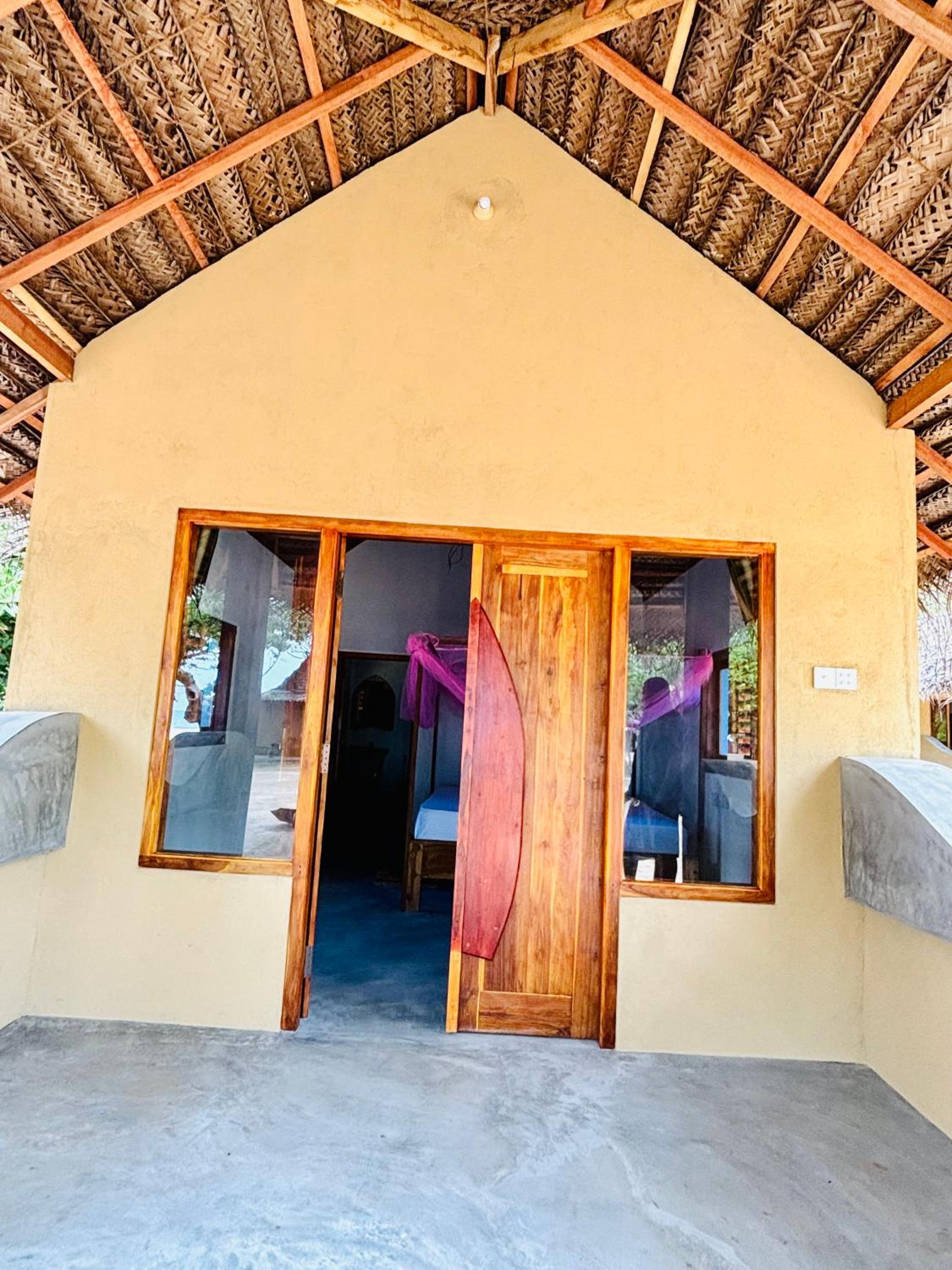 Peanut Farm Surf and Wild Resort - Arugambay
