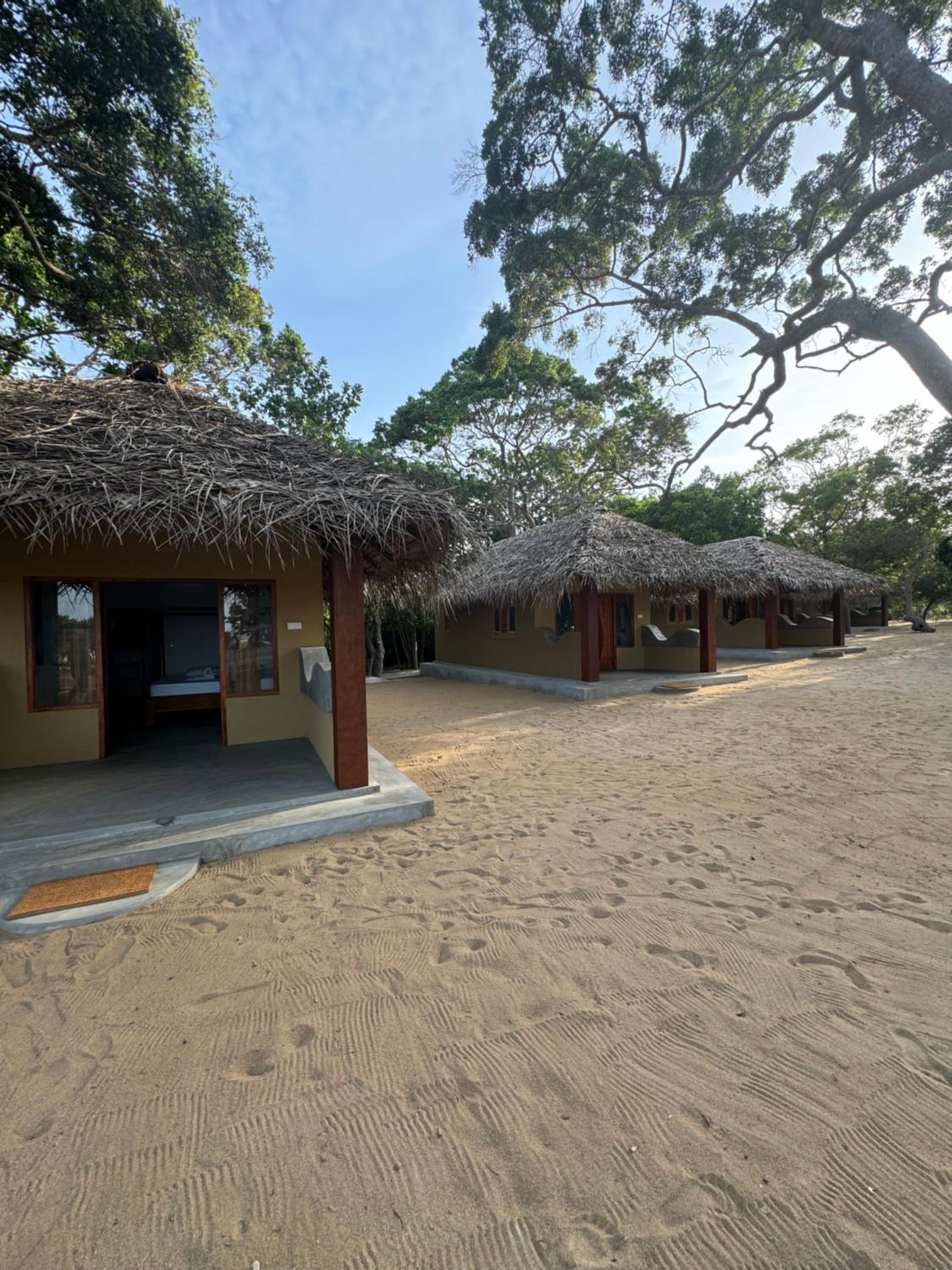 Peanut Farm Surf and Wild Resort - Arugambay