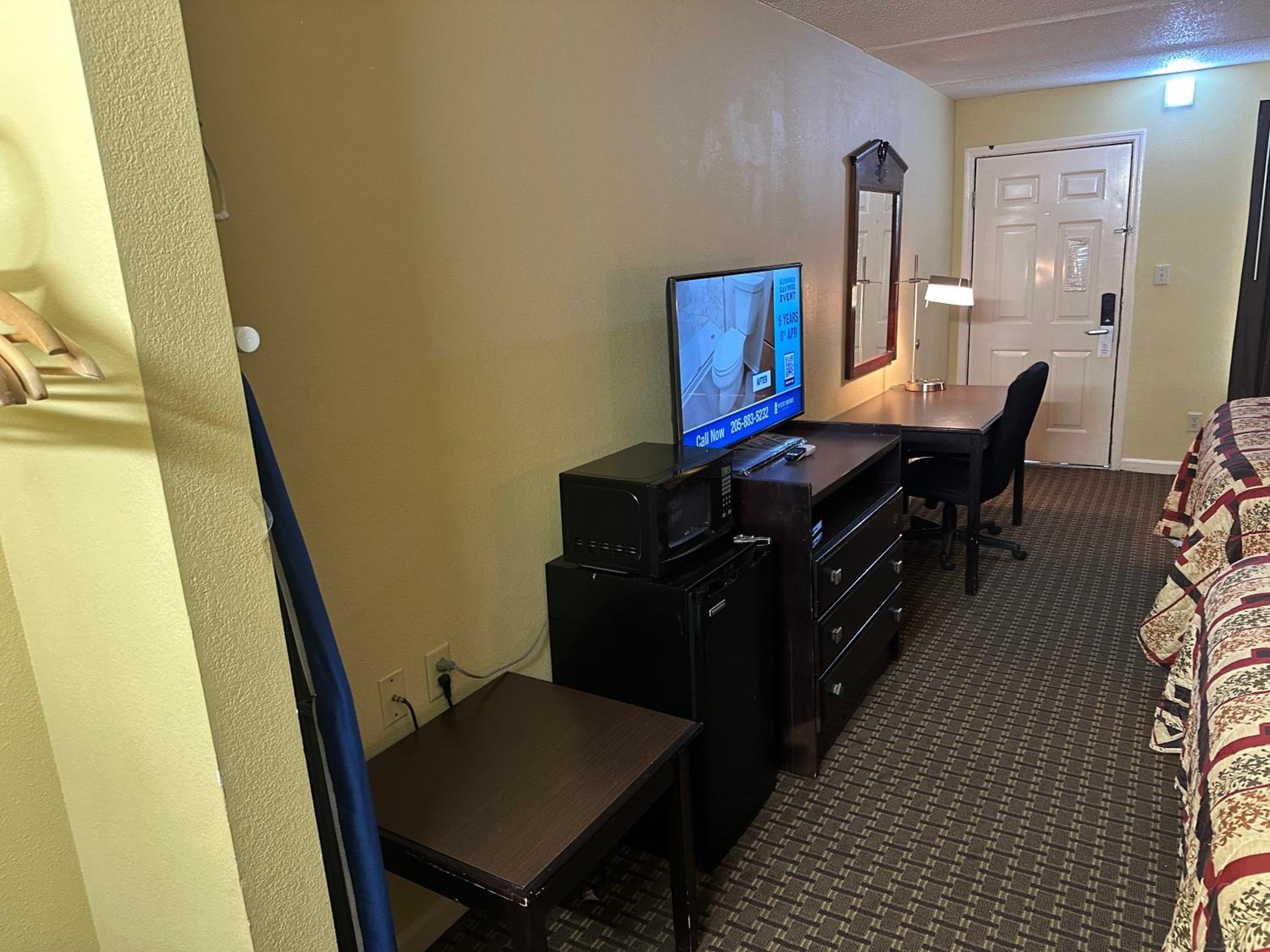 Royal Inn - Anniston, Foto 16
