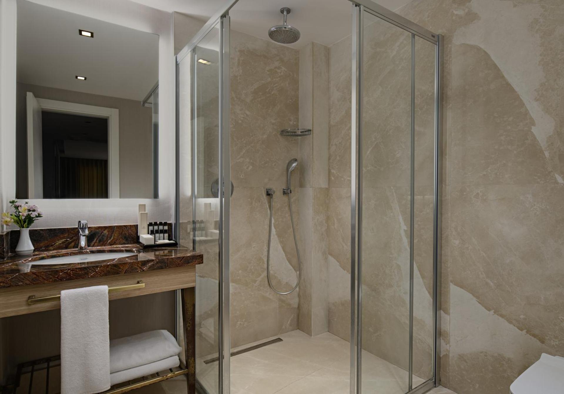 Febor İstanbul Bomonti Otel & Spa - Image 18