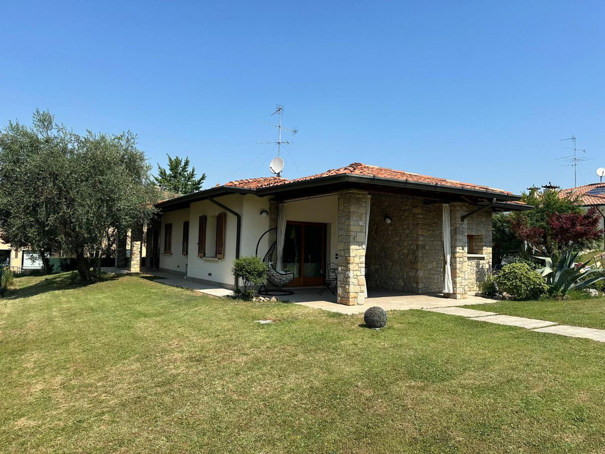 Villa Aurora in Erbusco-Franciacorta view 3