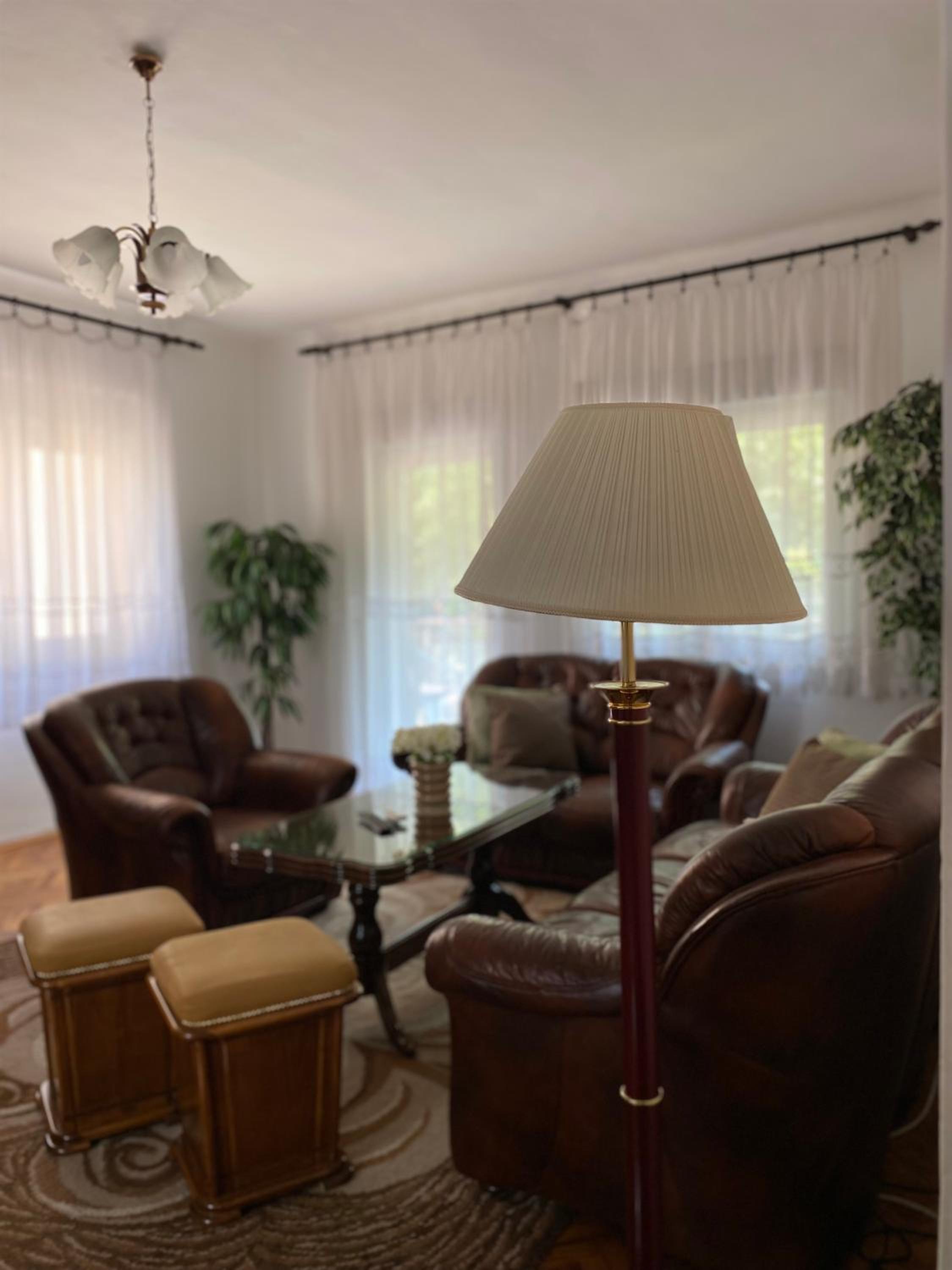 Vintage Apartment