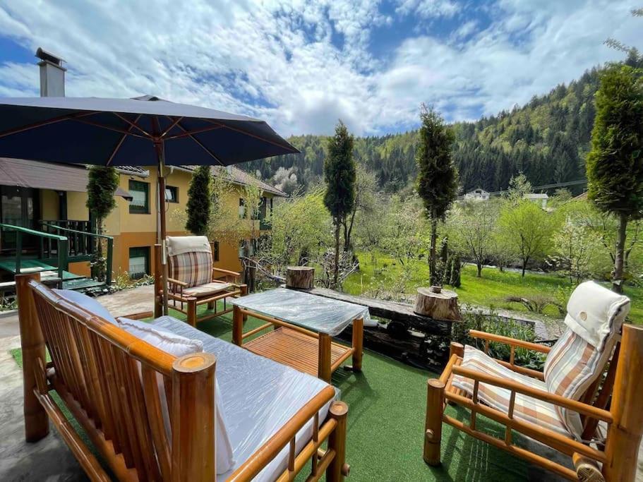 Ranch Retreat Secluded Villa Exclusive Pool