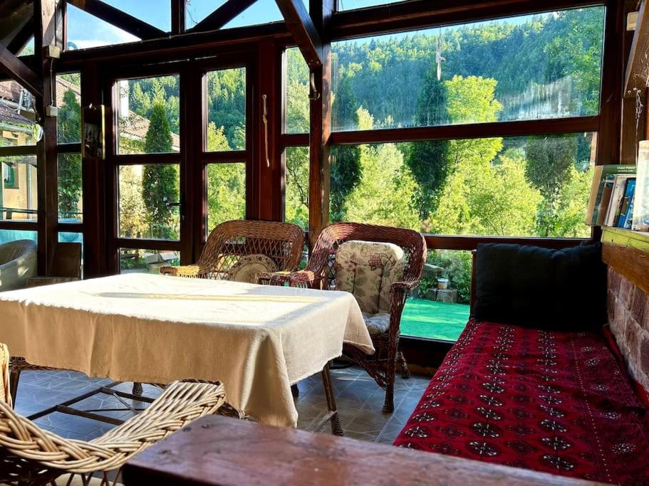 Ranch Retreat Secluded Villa Exclusive Pool