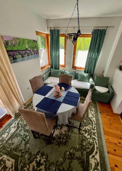Ranch Retreat Secluded Villa Exclusive Pool