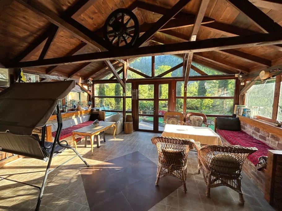 Ranch Retreat Secluded Villa Exclusive Pool