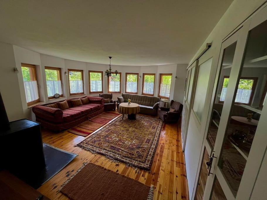 Ranch Retreat Secluded Villa Exclusive Pool
