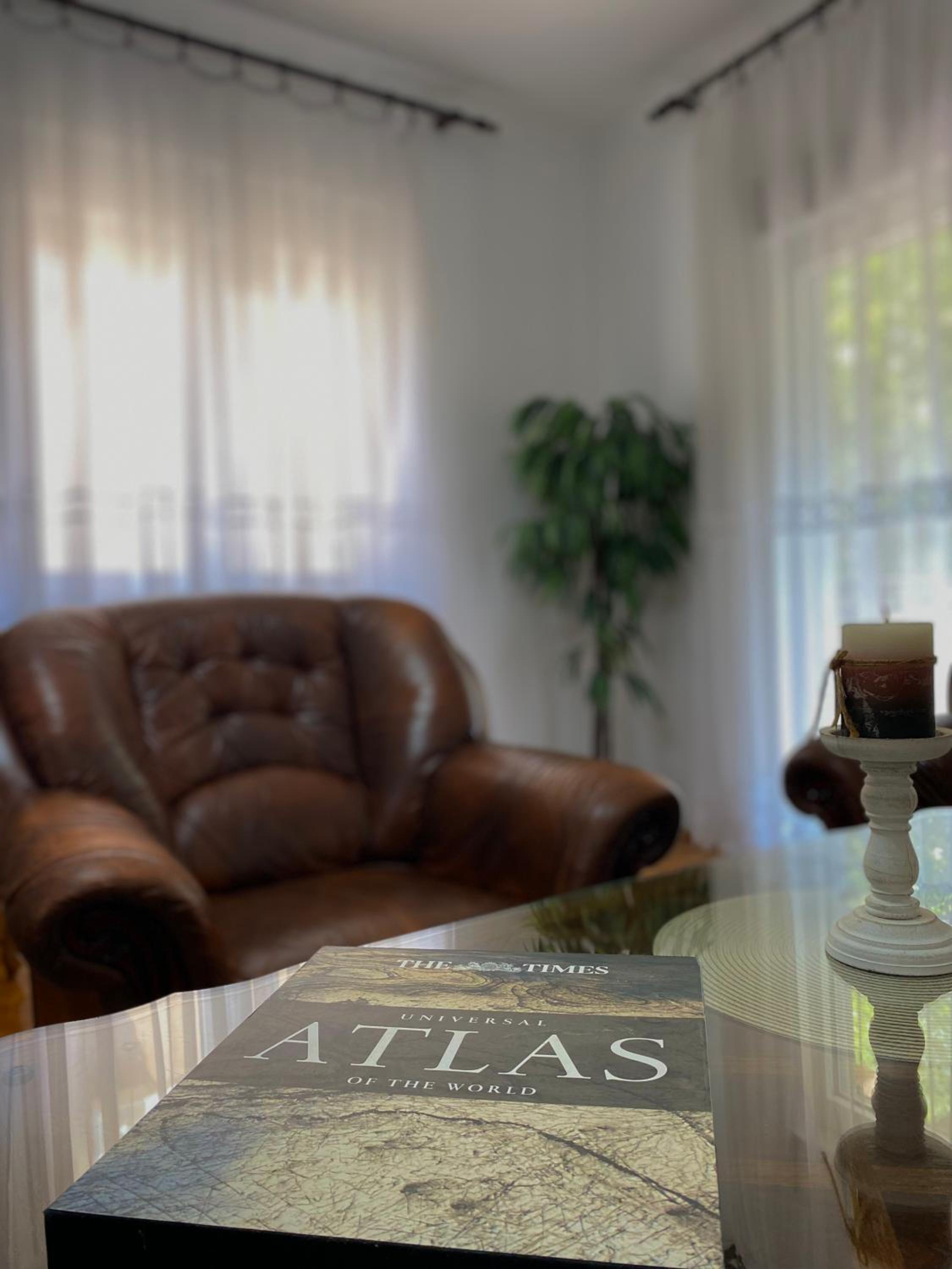 Vintage Apartment