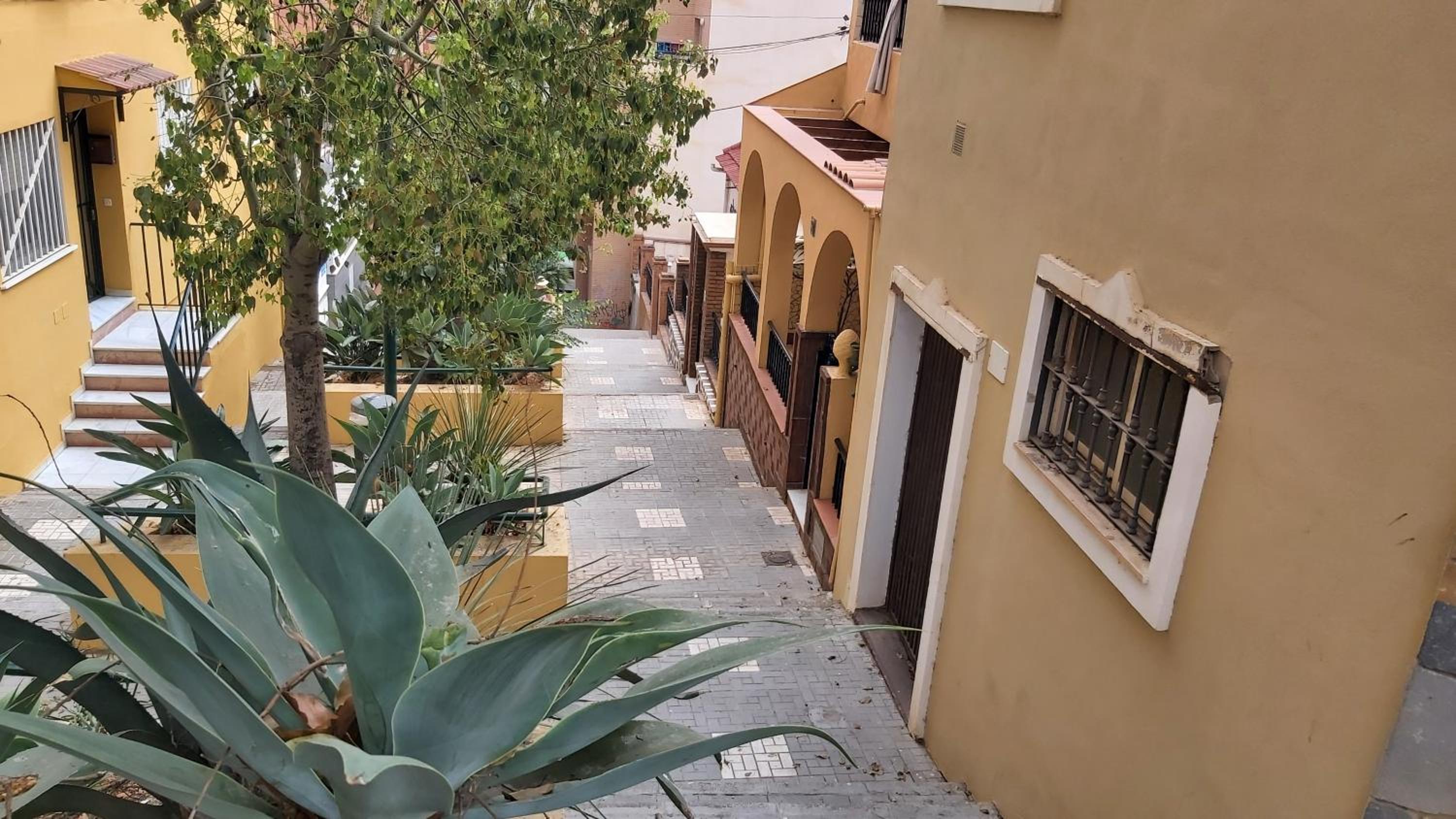 Del Parque Flats L'Oasis