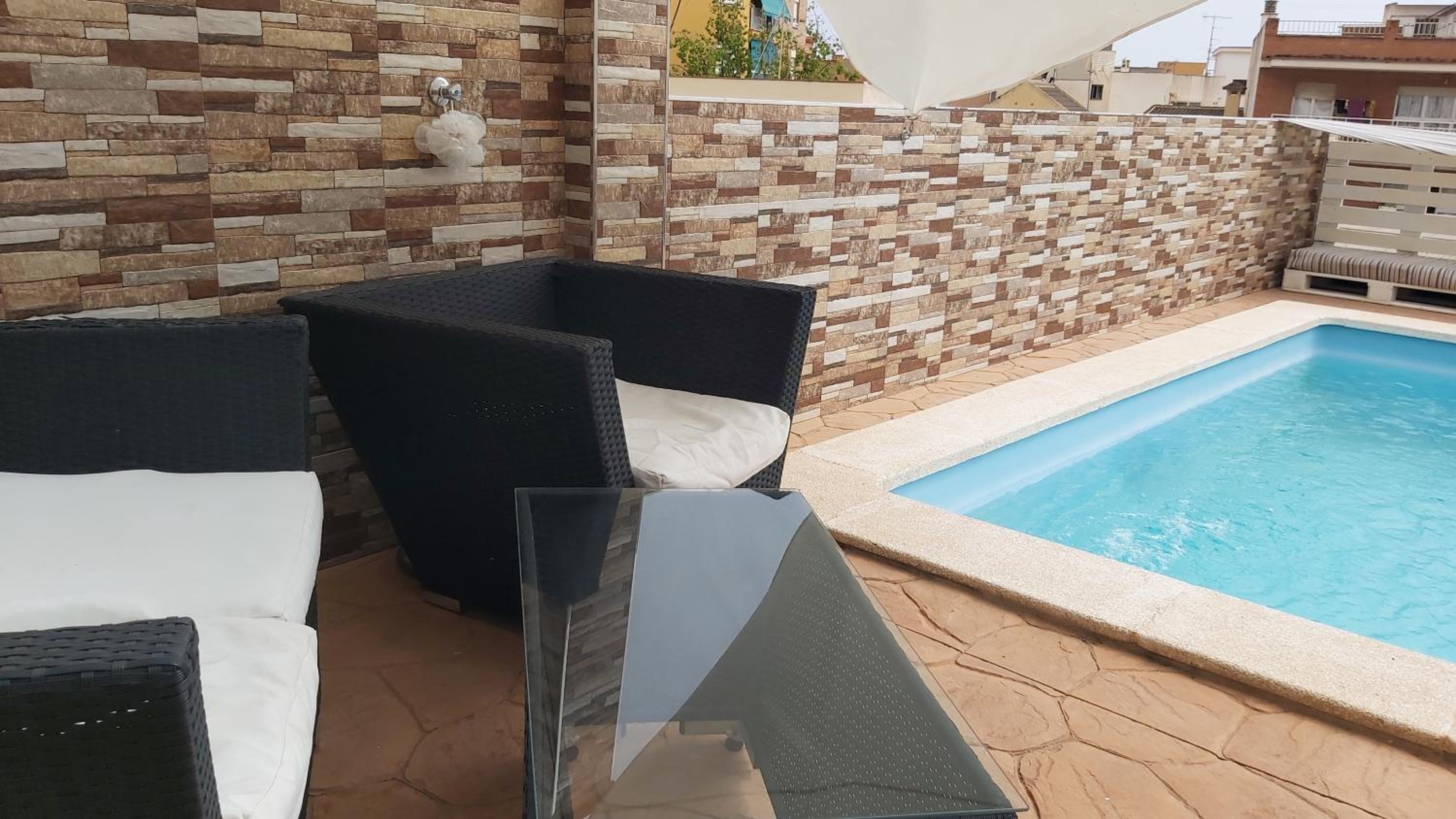 Del Parque Flats L'Oasis