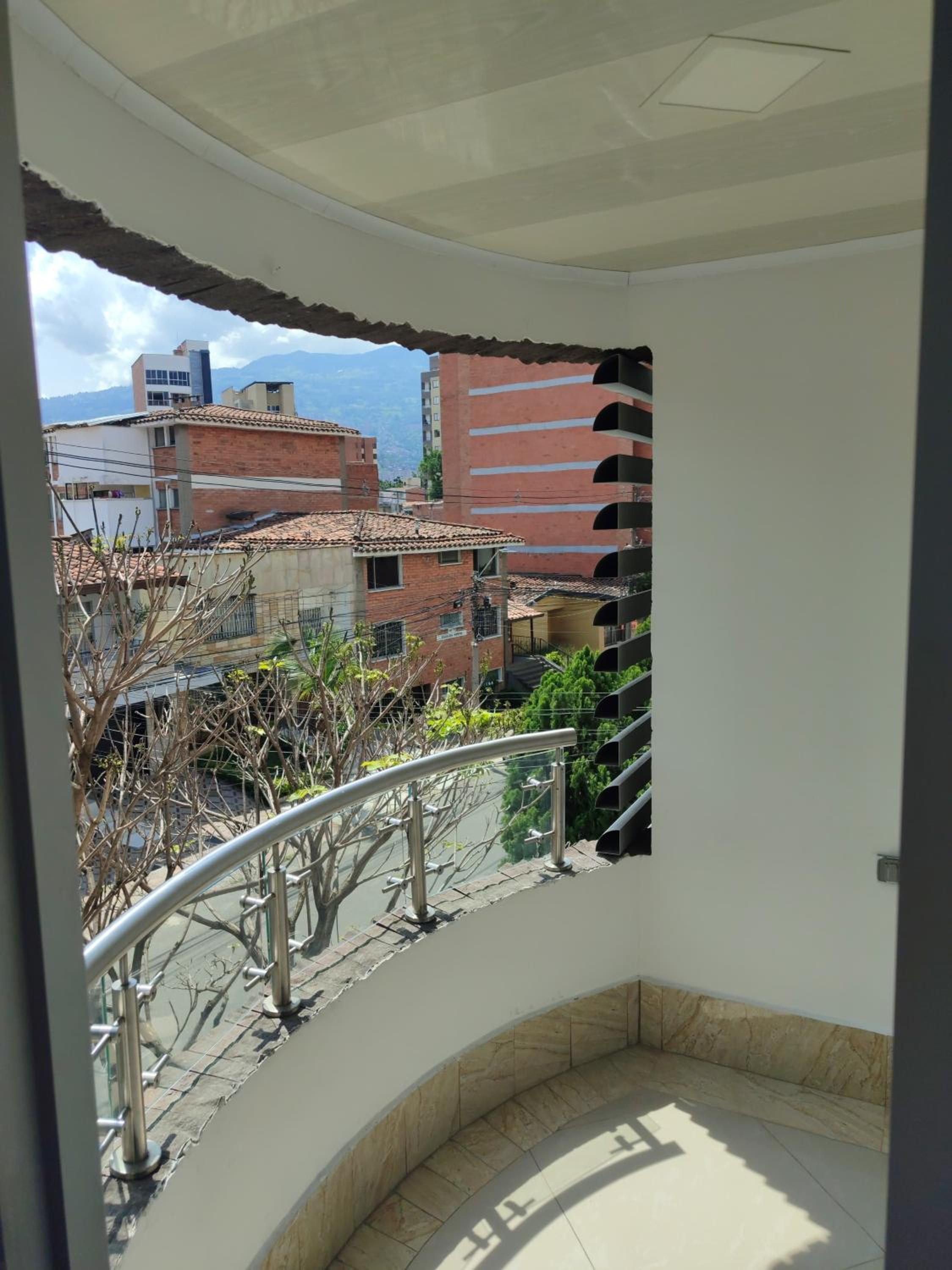 Aparta Suites Laureles 71 7 aptos