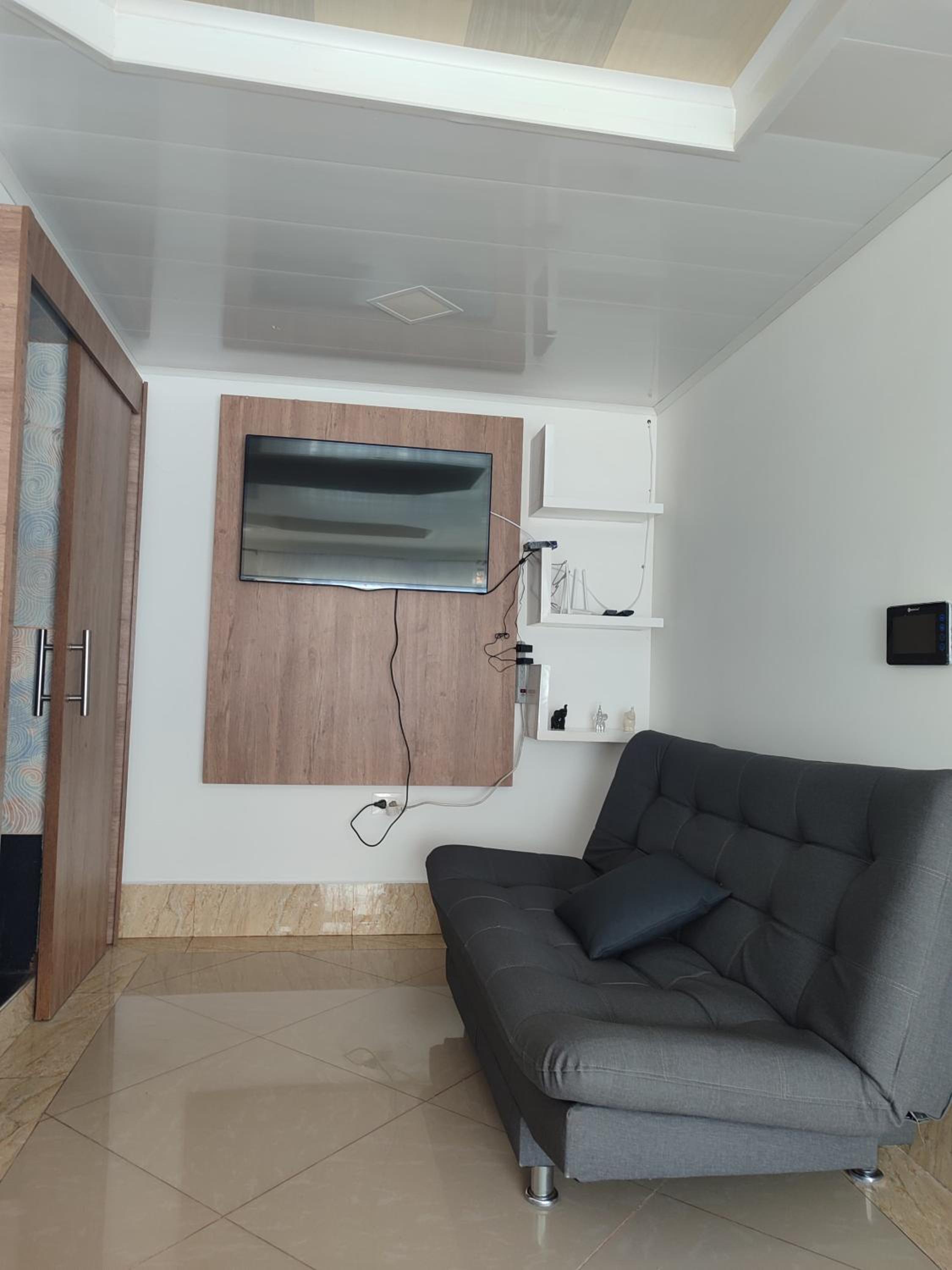 Aparta Suites Laureles 71 7 aptos