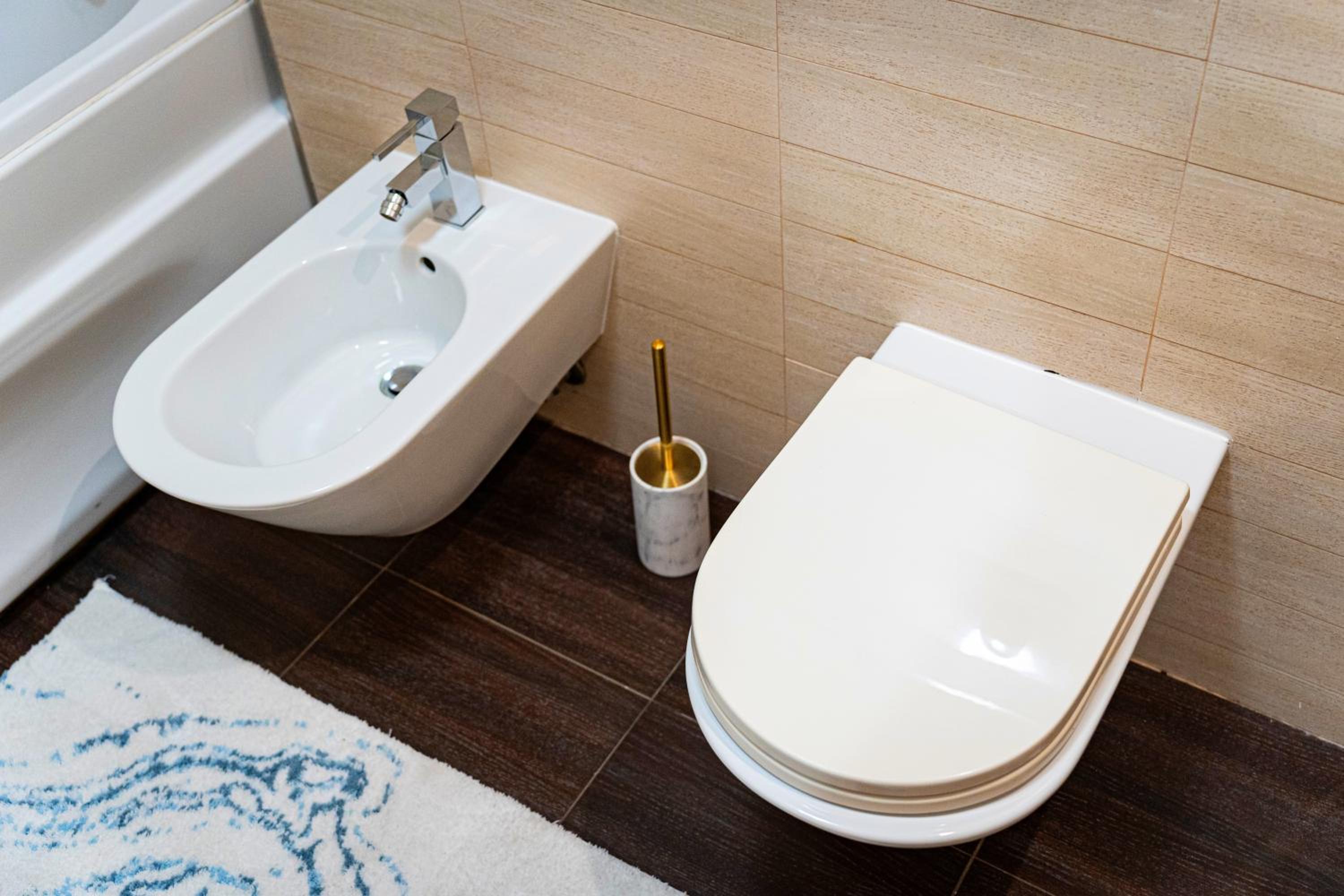 River Deluxe Suite