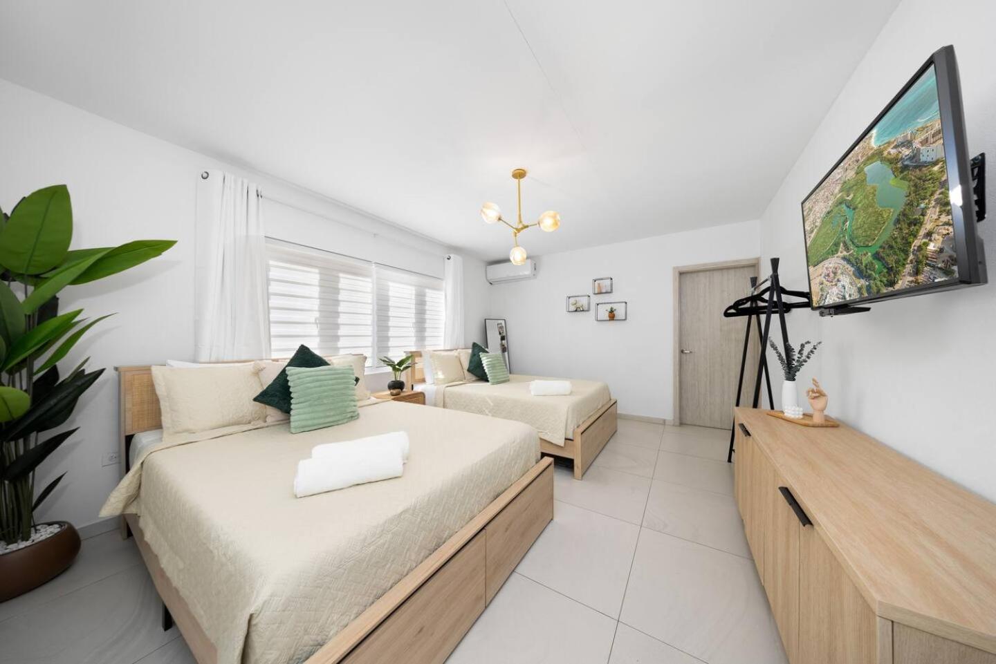 Villa Amara Lux Stay Near Arashi Beach by LUCHA