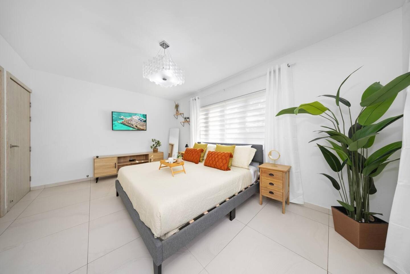 Villa Amara Lux Stay Near Arashi Beach by LUCHA