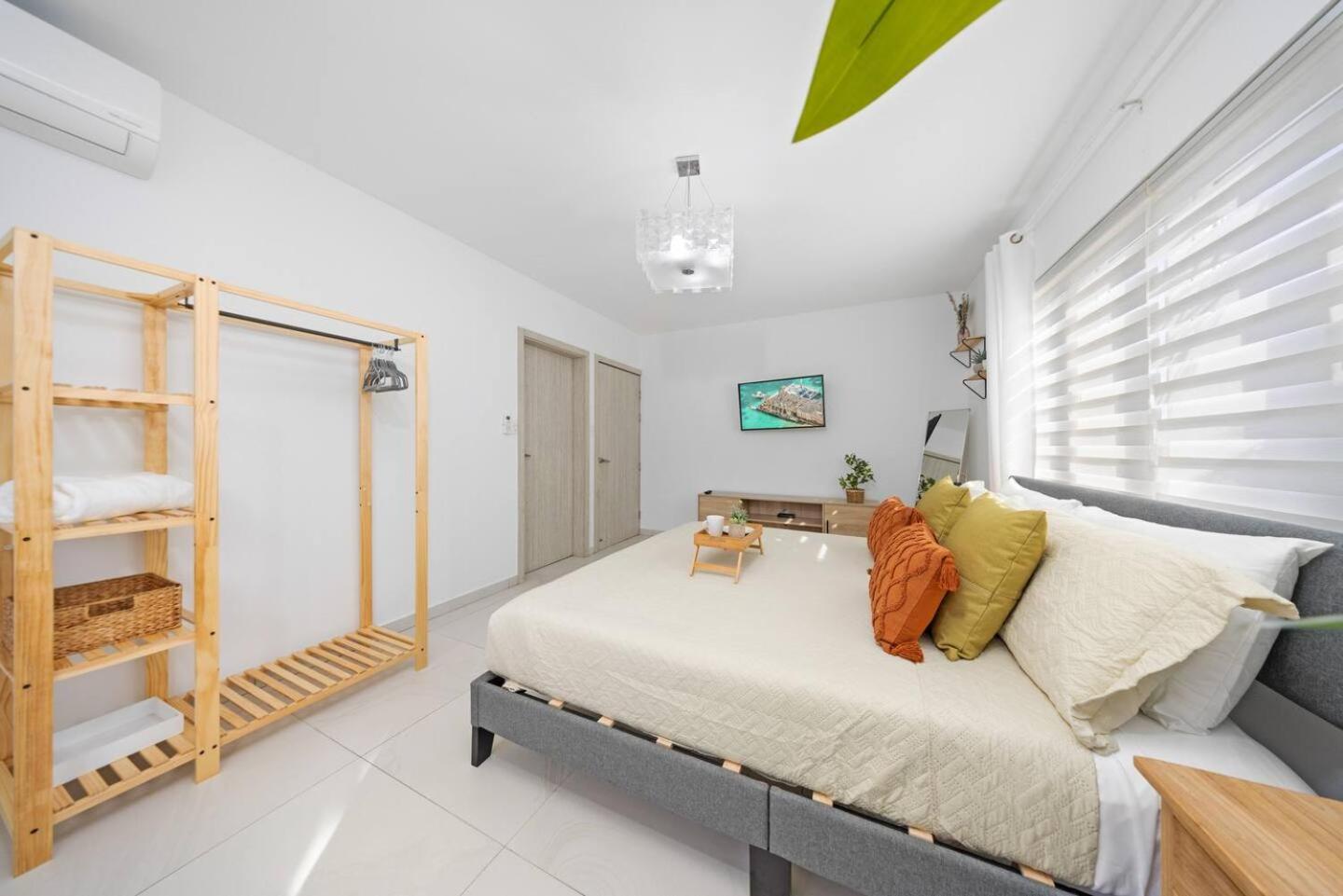 Villa Amara Lux Stay Near Arashi Beach by LUCHA