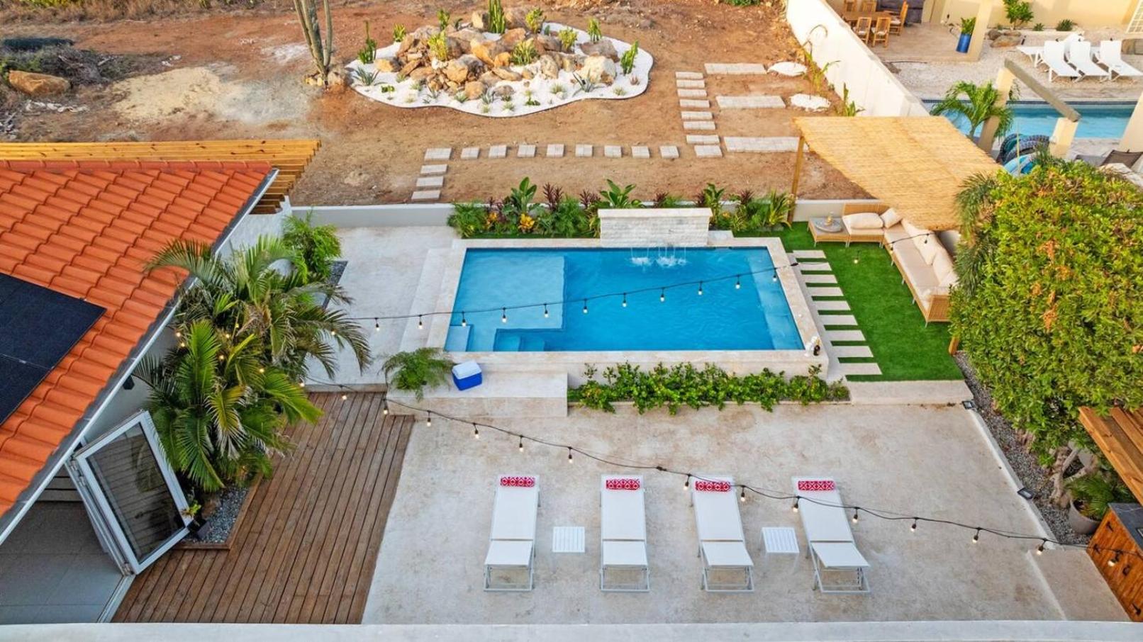 Villa Amara Lux Stay Near Arashi Beach by LUCHA