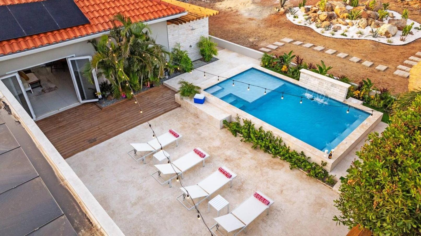 Villa Amara Lux Stay Near Arashi Beach by LUCHA