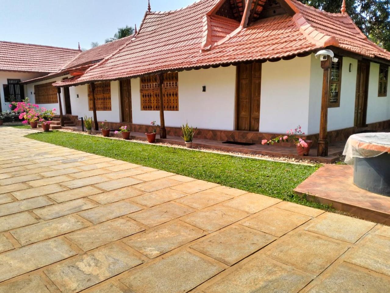 Mulanthanam resorts and Home stay