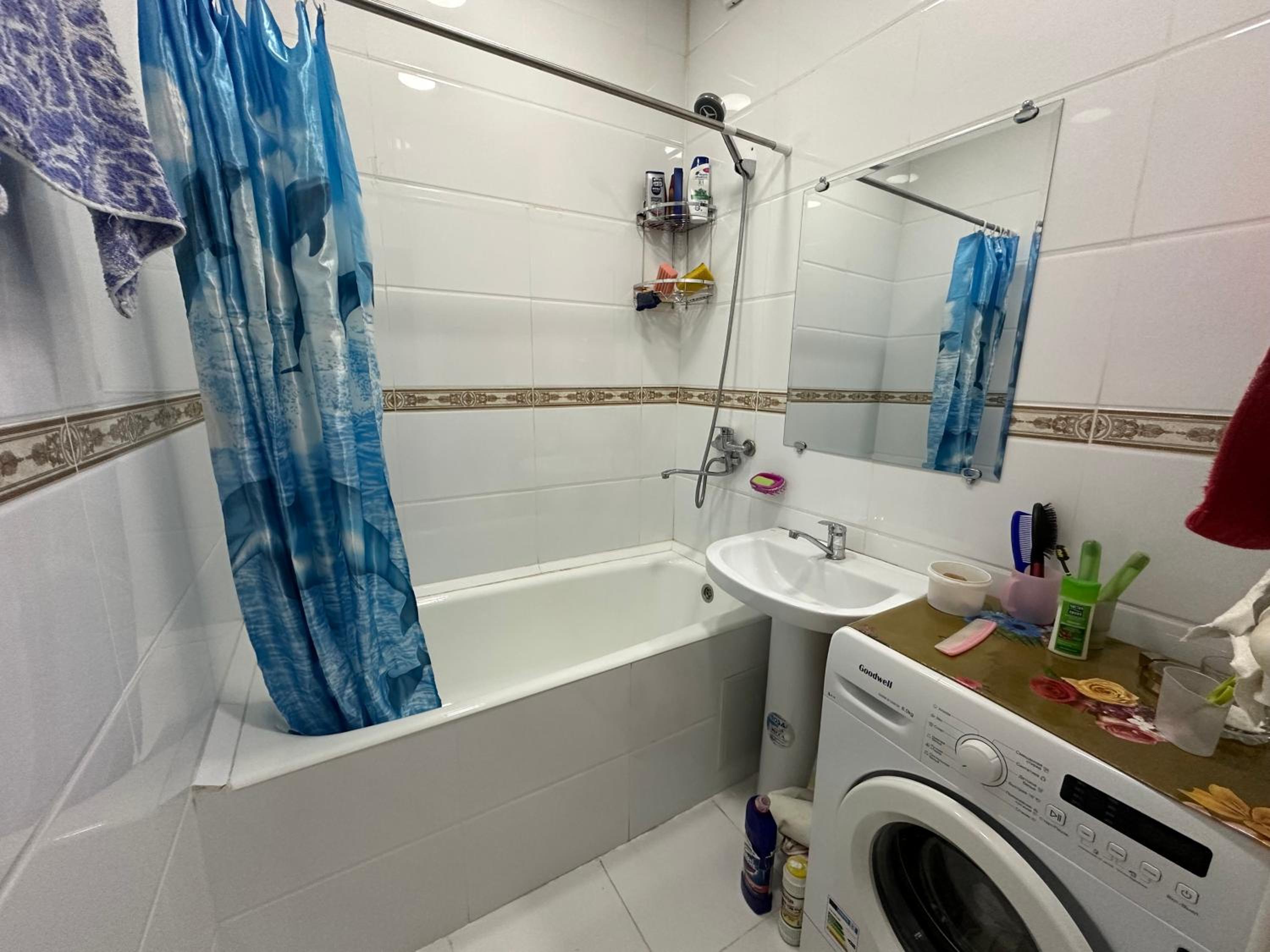 One-bedroom Apartment, Chilanzar