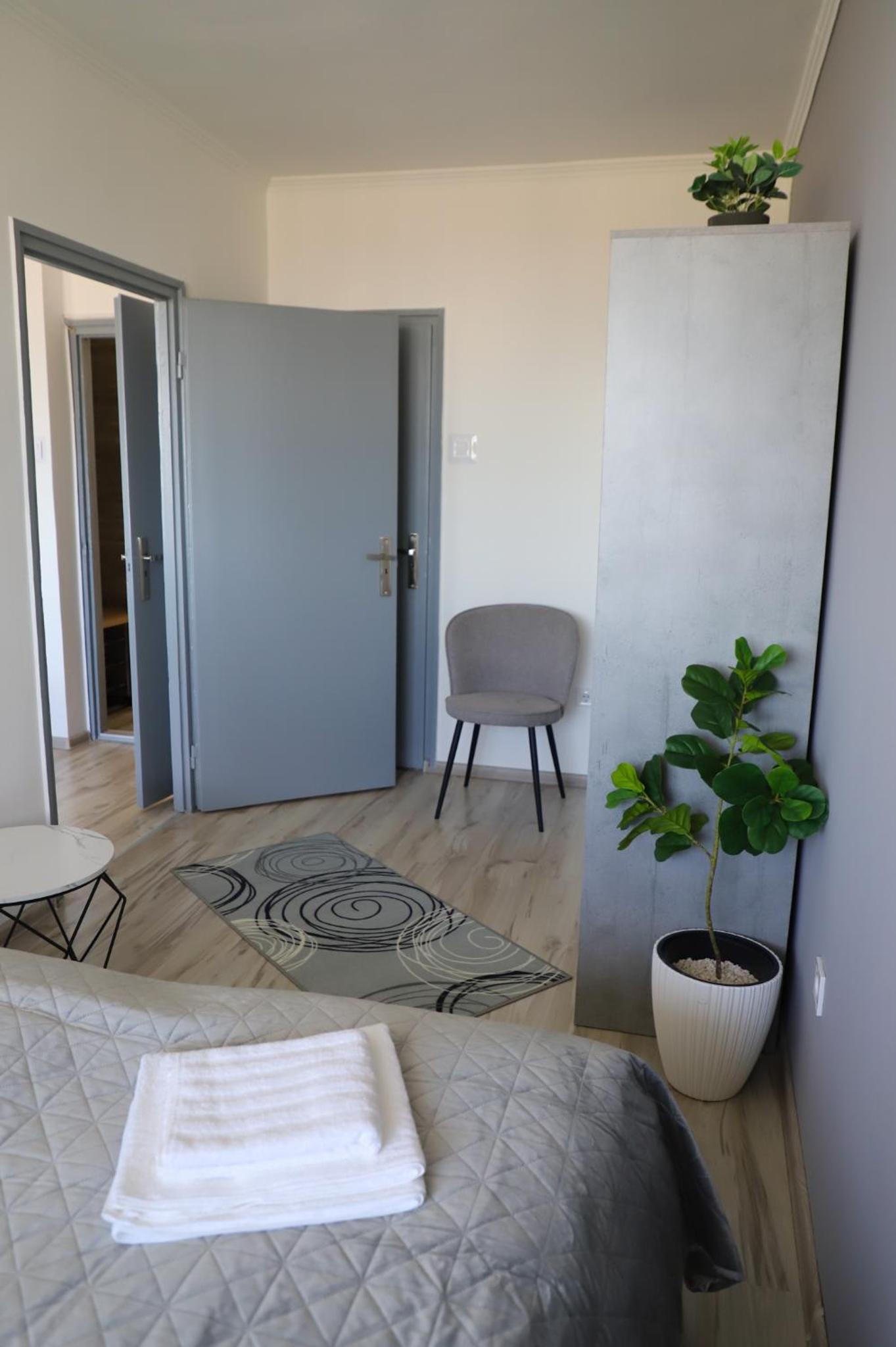 Üveghíd Apartman