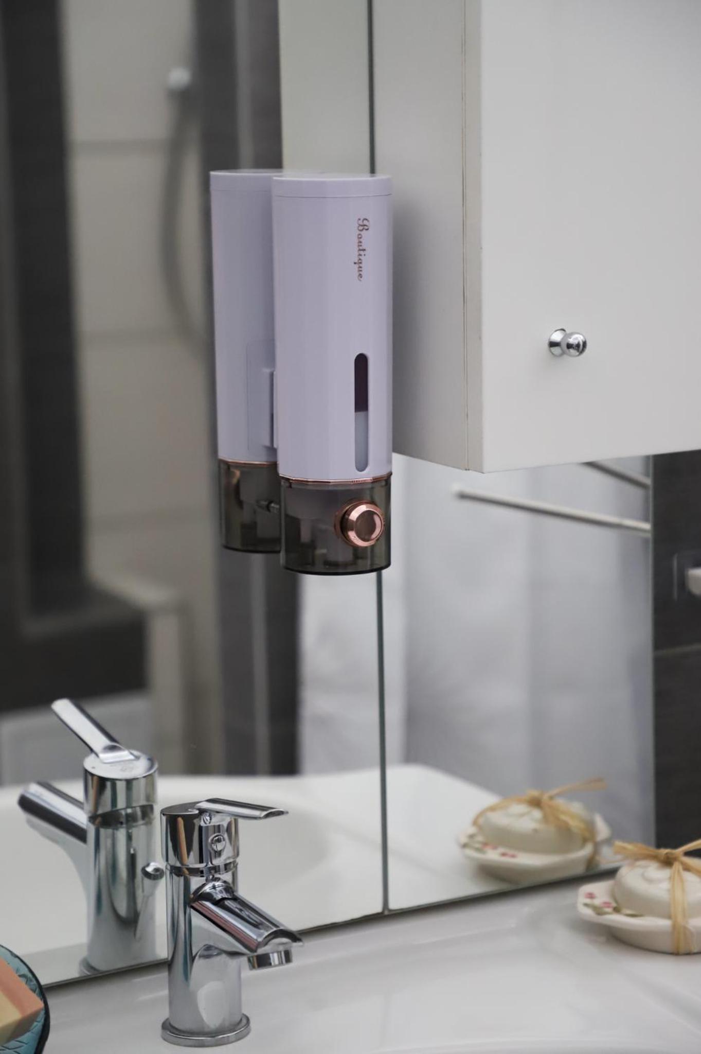 Üveghíd Apartman