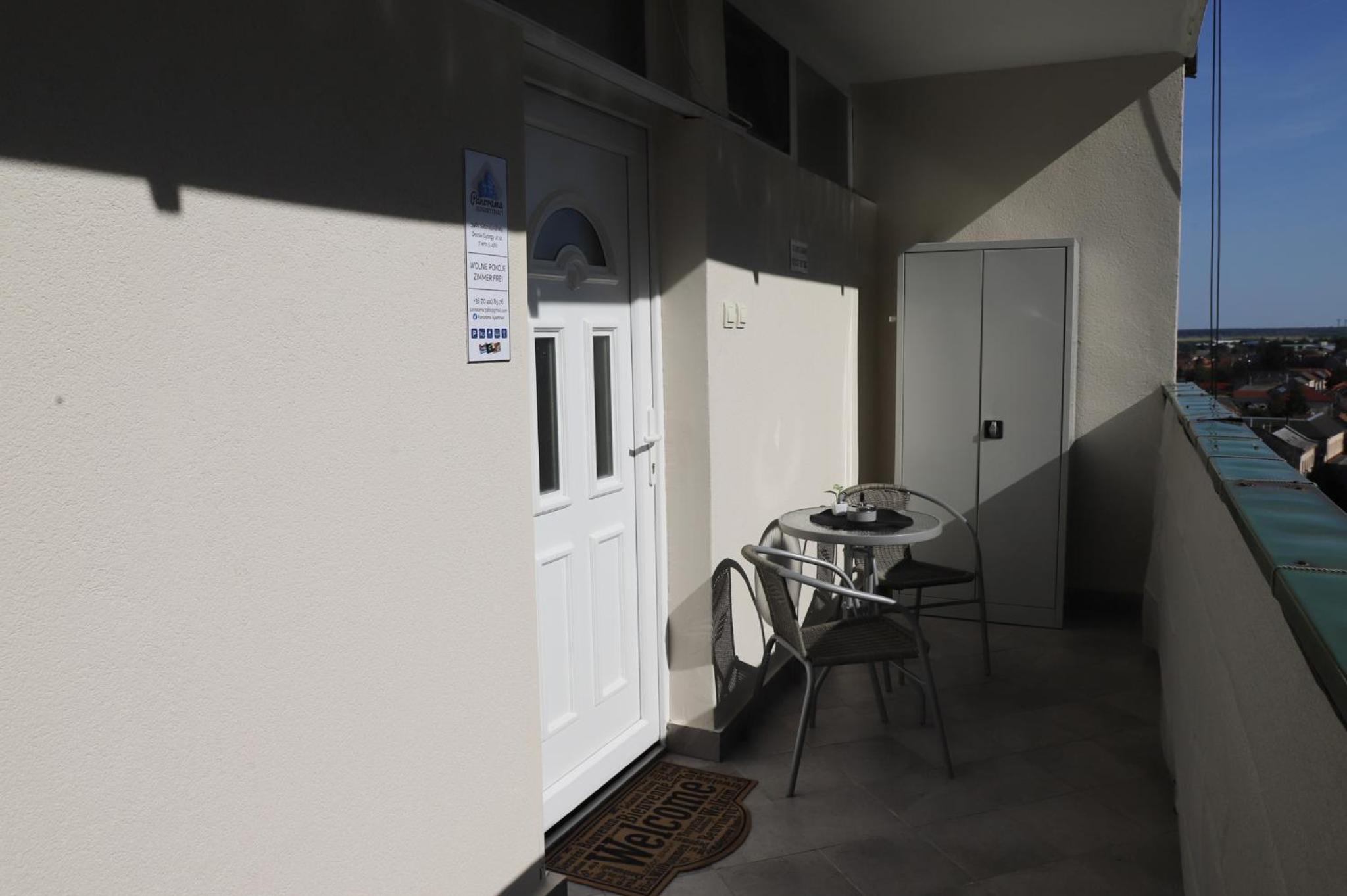 Üveghíd Apartman