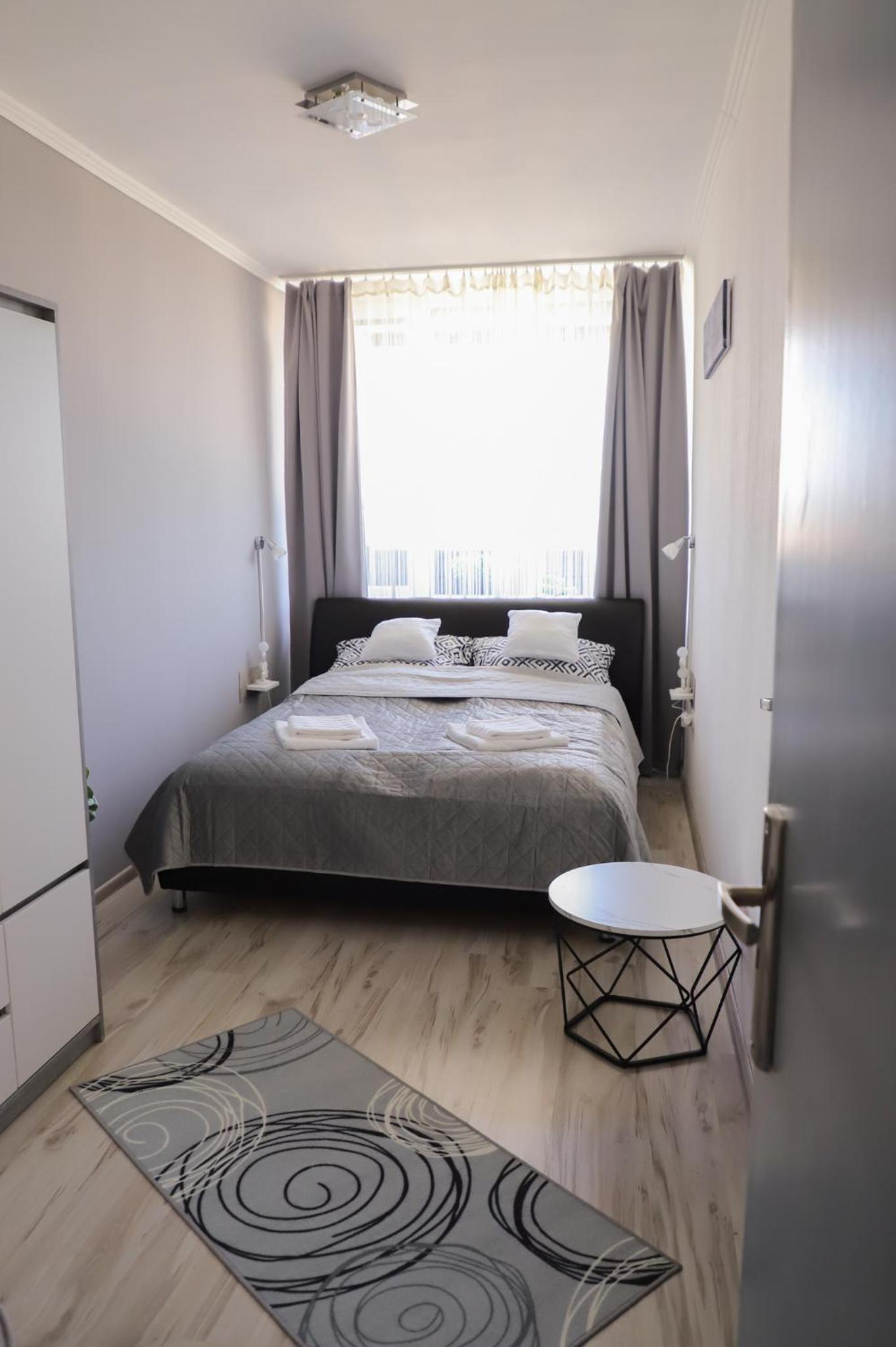 Üveghíd Apartman