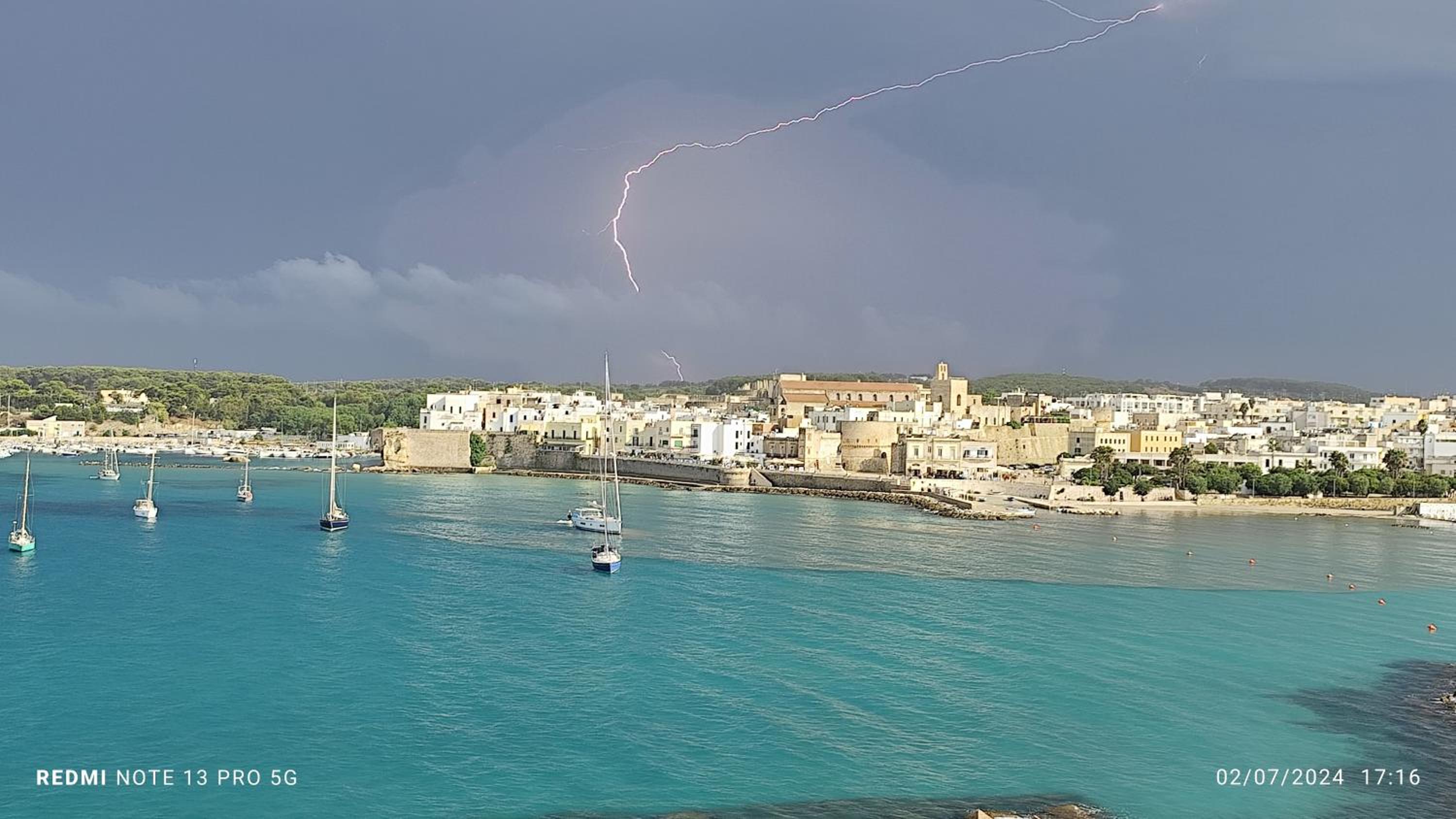 Otranto mare e spiagge Otranto Mon Amour view 3