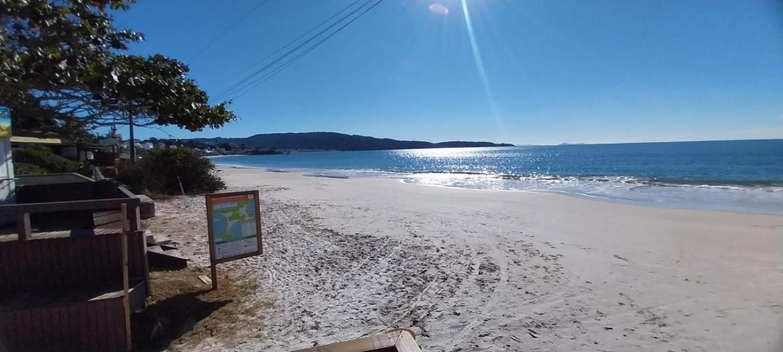 Casa No Centro De Bombinhas Próximo a Praia e Comércio em Geral