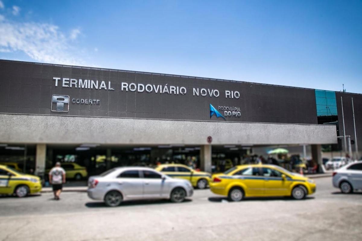 seu merecido lar carioca, com piscina e academia