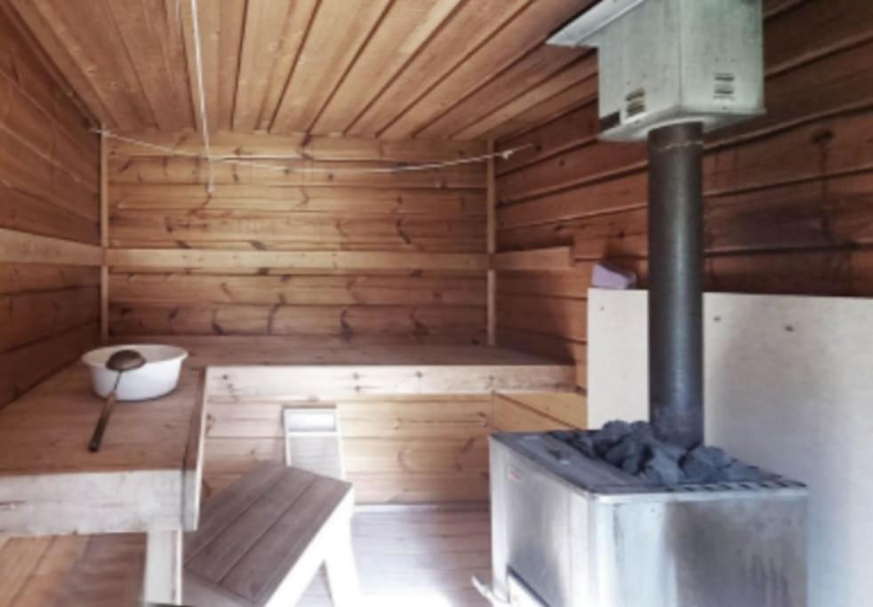 Rentukka - Sähköttömät Yöpymismökit - Off-grid Cottages