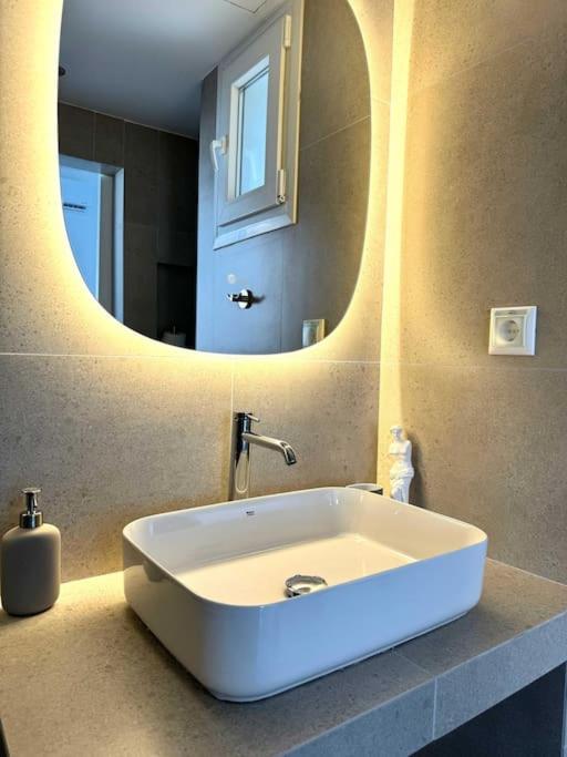 Stylish Studio in Psyri