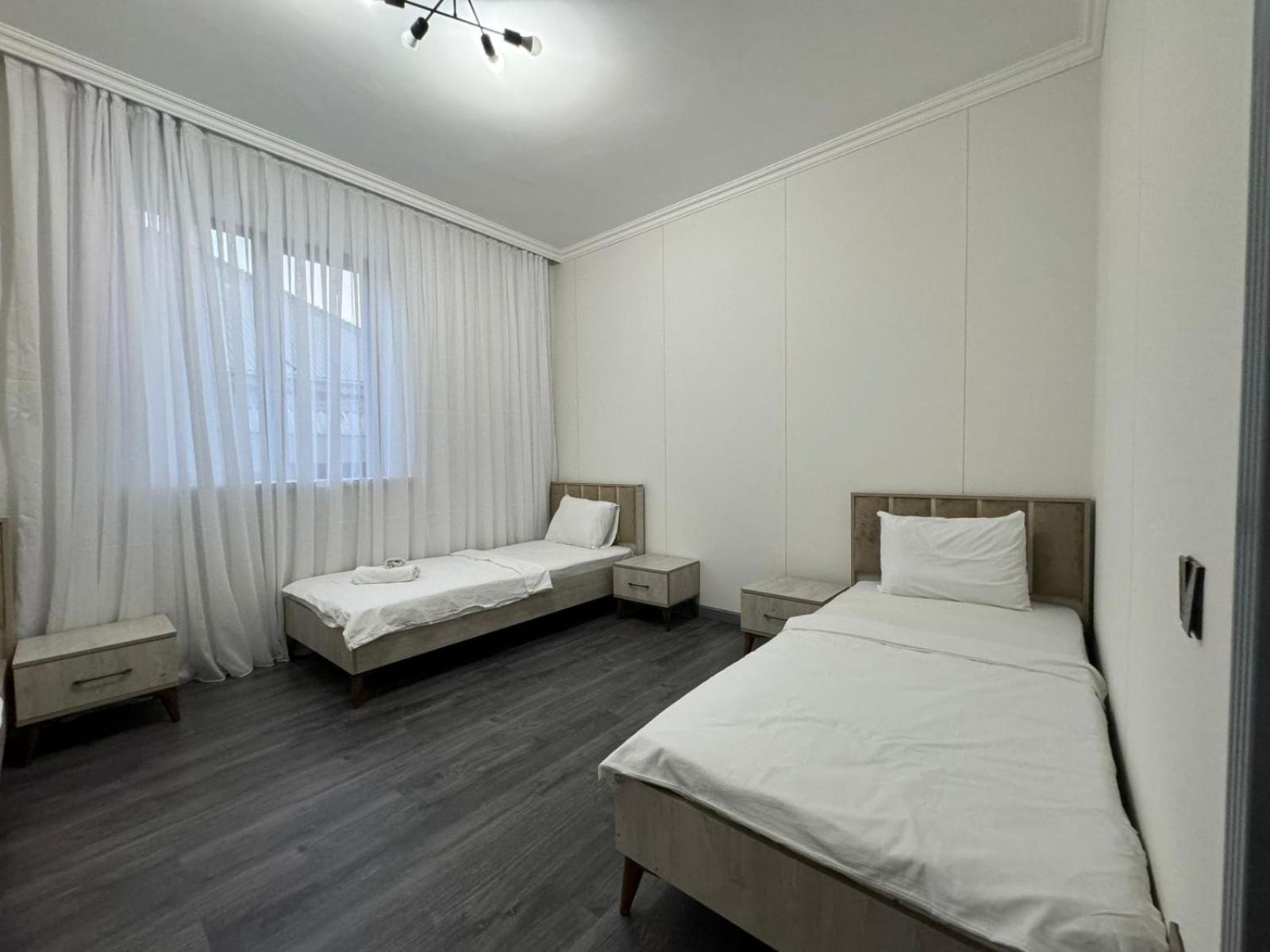 Riverside charlet