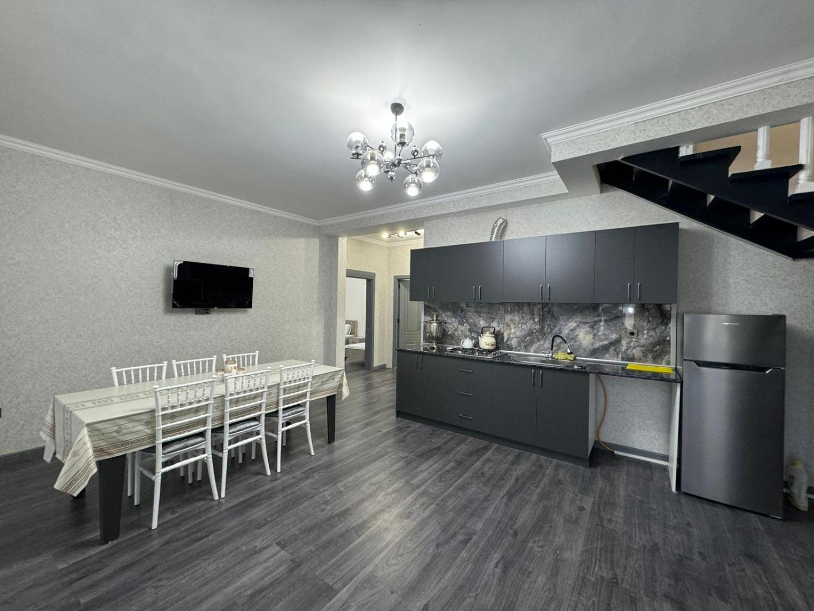 Riverside charlet