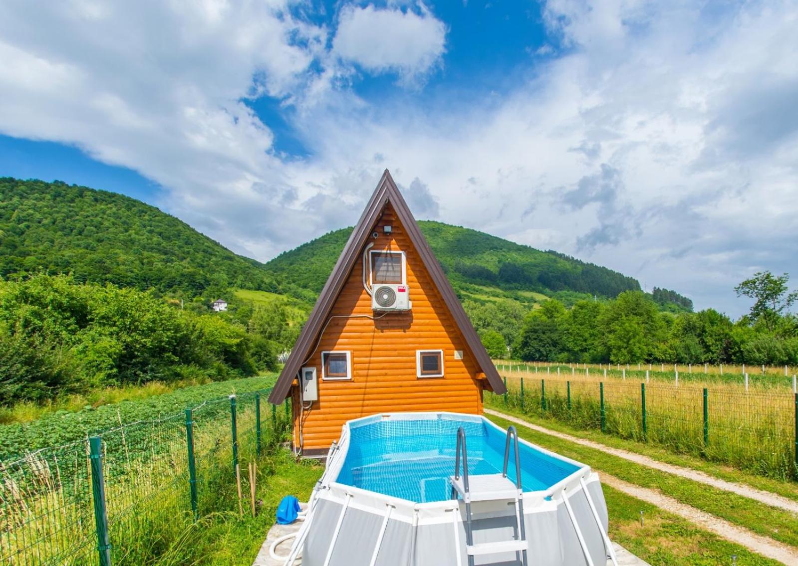 Pyramid Energy House