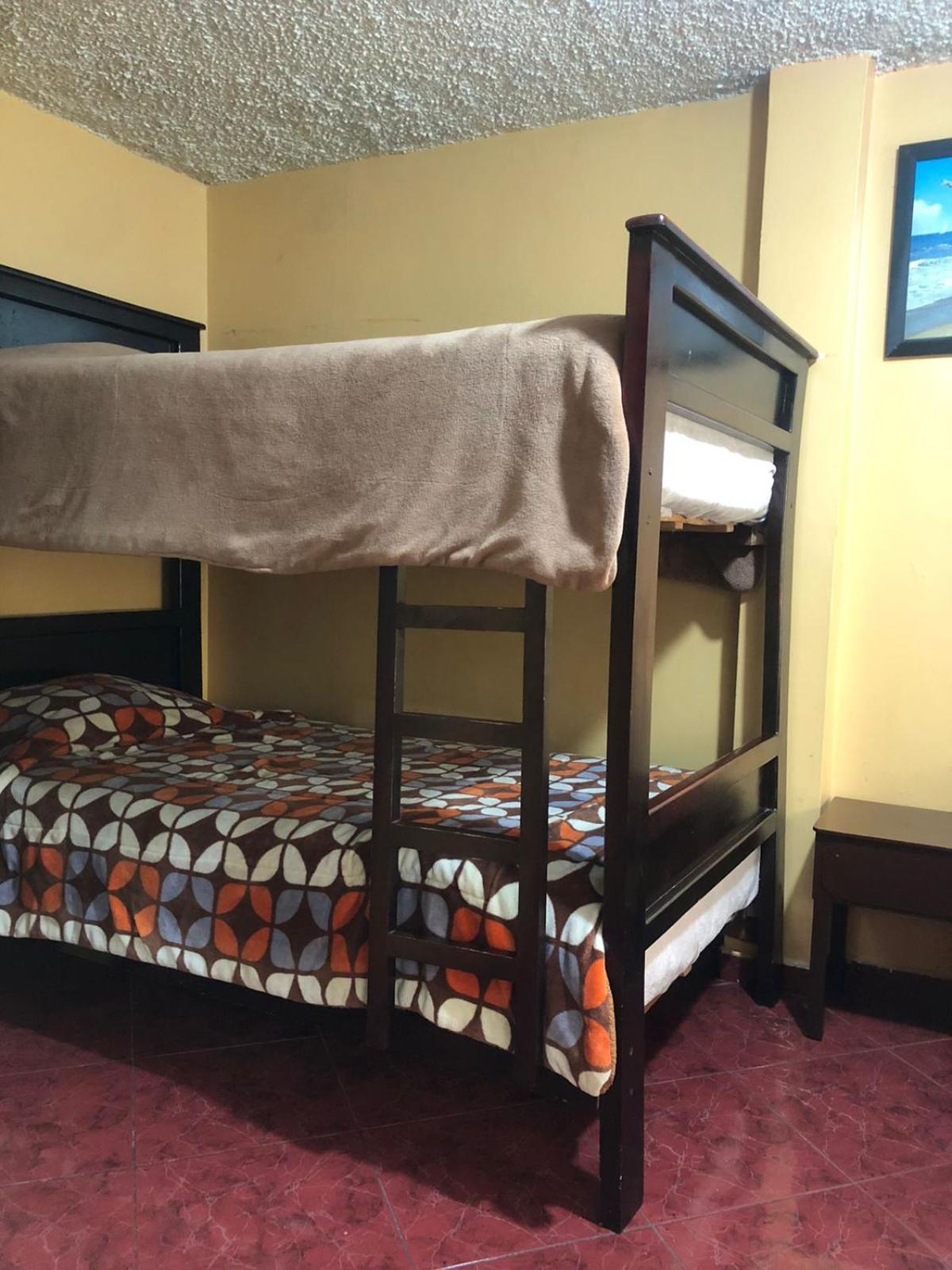 Hostal Quito Nayla