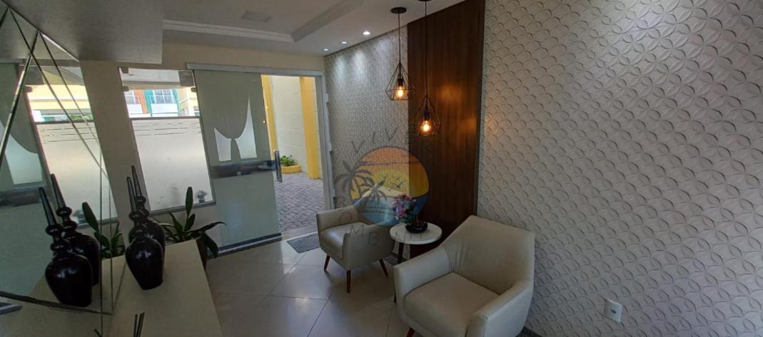 Apartamento com Piscina no Centro da praia Próximo a Praia e Comércio em Geral