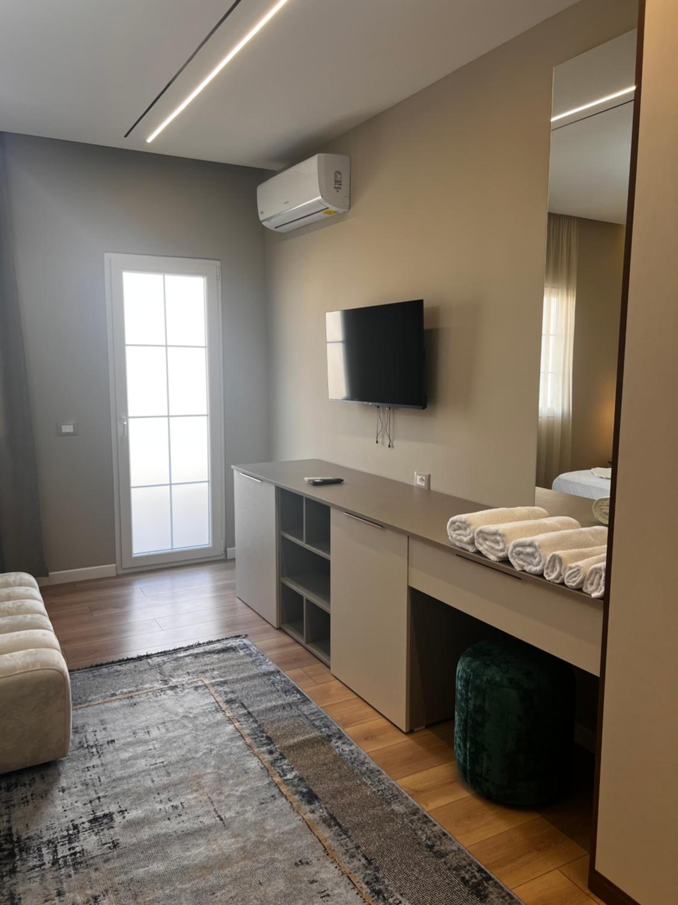 Deluxe Triple Room with Balcony