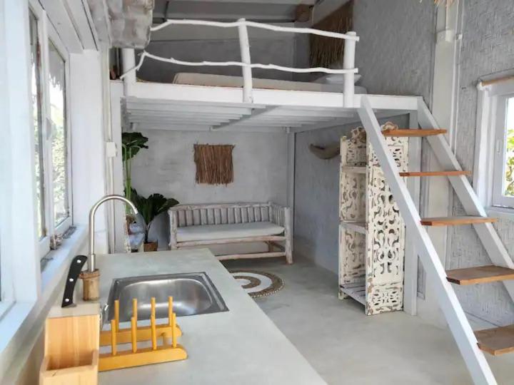 Nhà Nghỉ THIÊN HỒNG