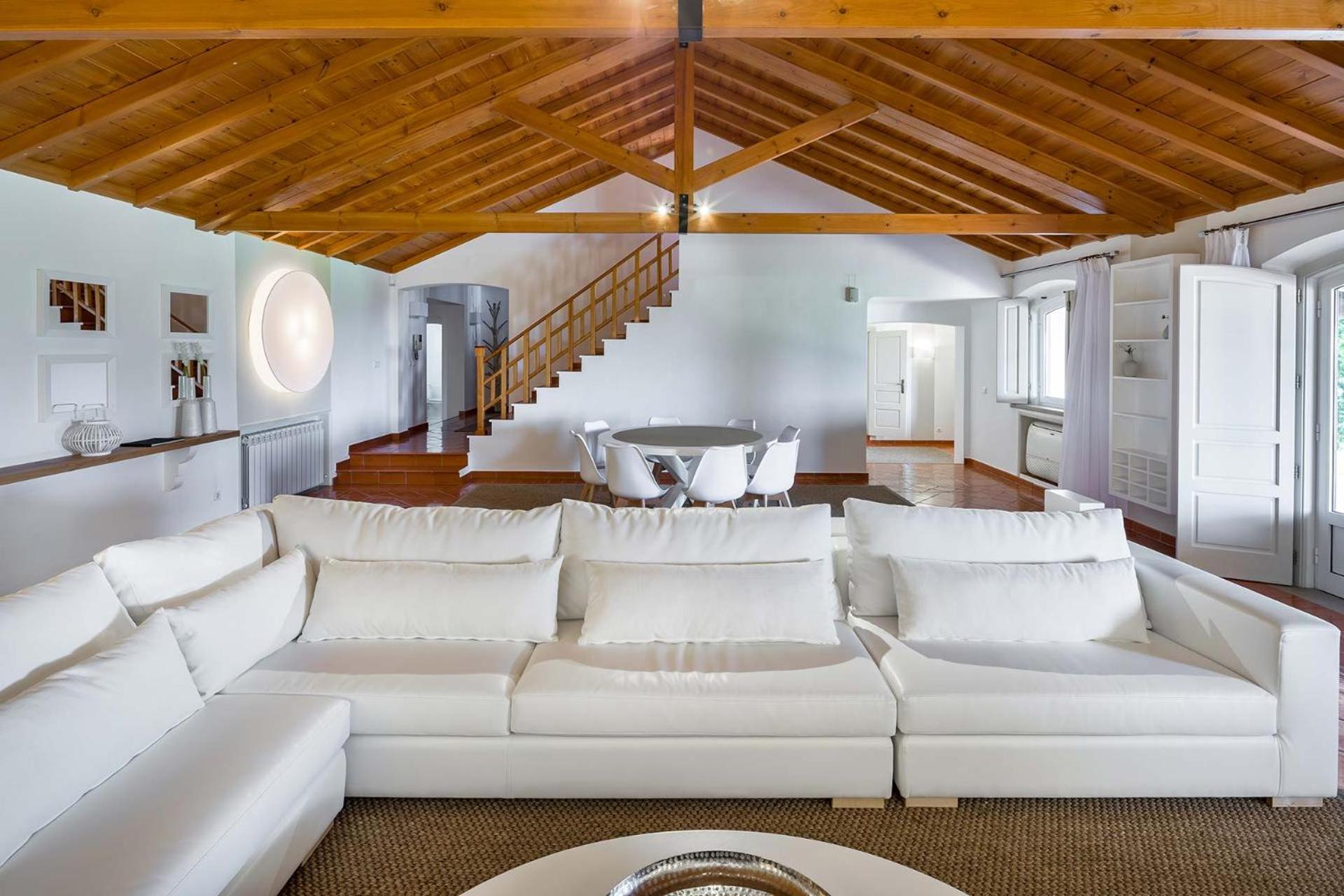 Casa de Baixo by Vintage Travel