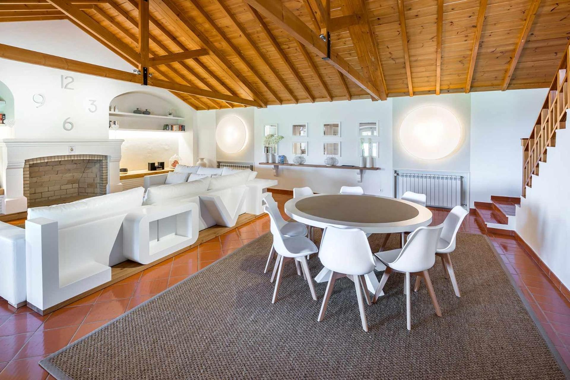 Casa de Baixo by Vintage Travel
