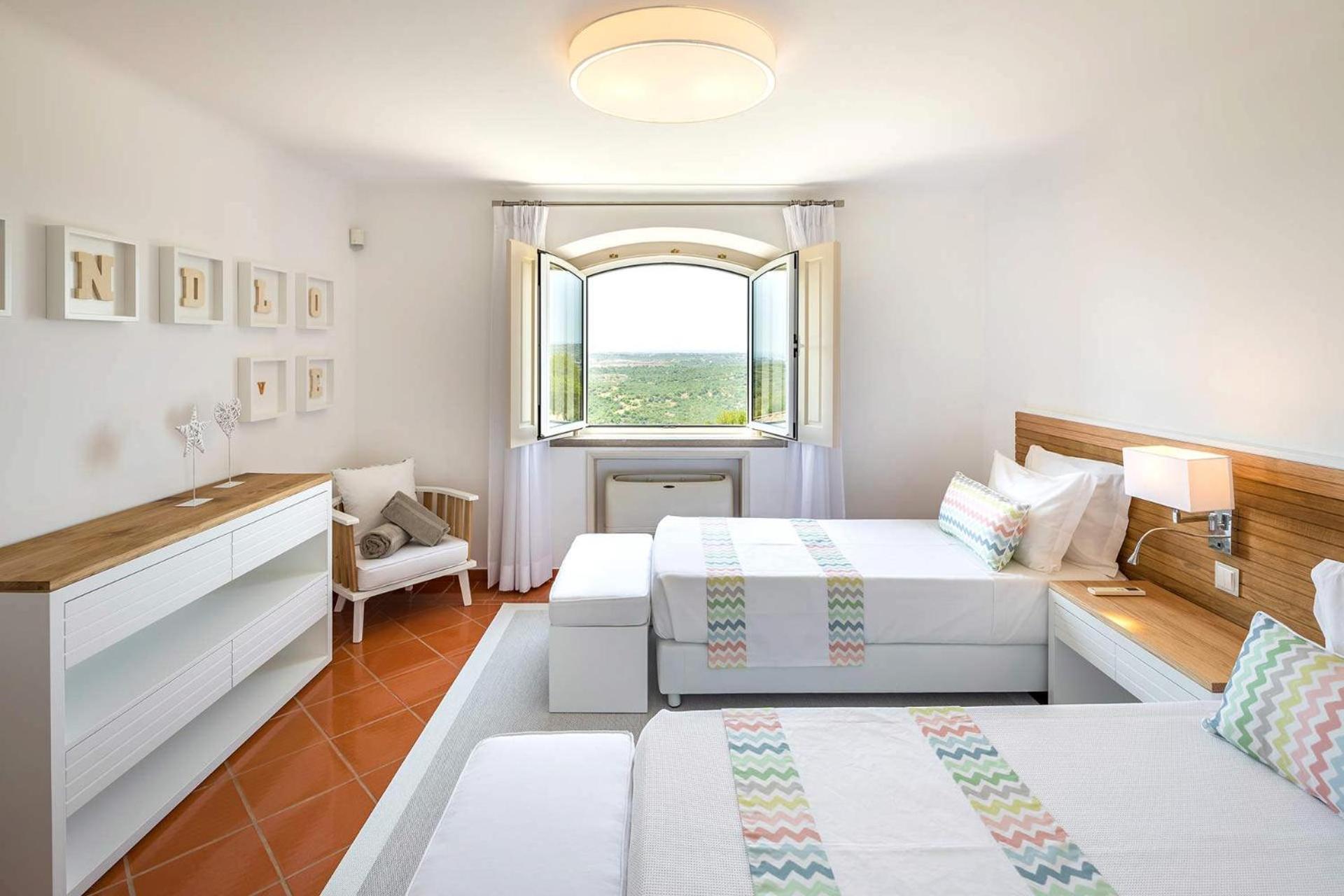 Casa de Baixo by Vintage Travel