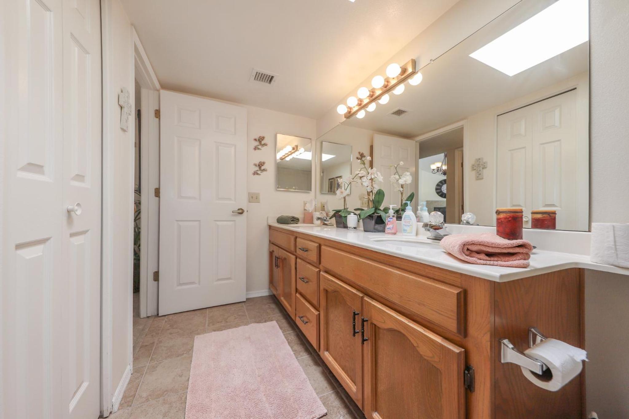 Charming Foothills Condo view 3